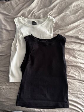 Express Body Contour Ribbed Tank Top - 2 tank bundle black and white